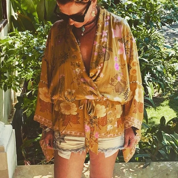 Tops - SOLD OUT Boho Gypsy Floral Short Kimono Robe Wrap Top